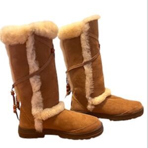 UGG Nightfall tall Native American style boots with beads excellent condition